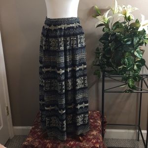 Black and Beige Printed Skirt